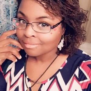 Meet your Posher, Ebony